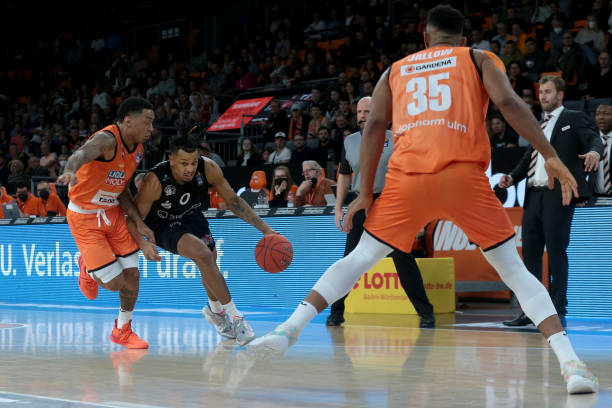 置更为多变 置更为多变