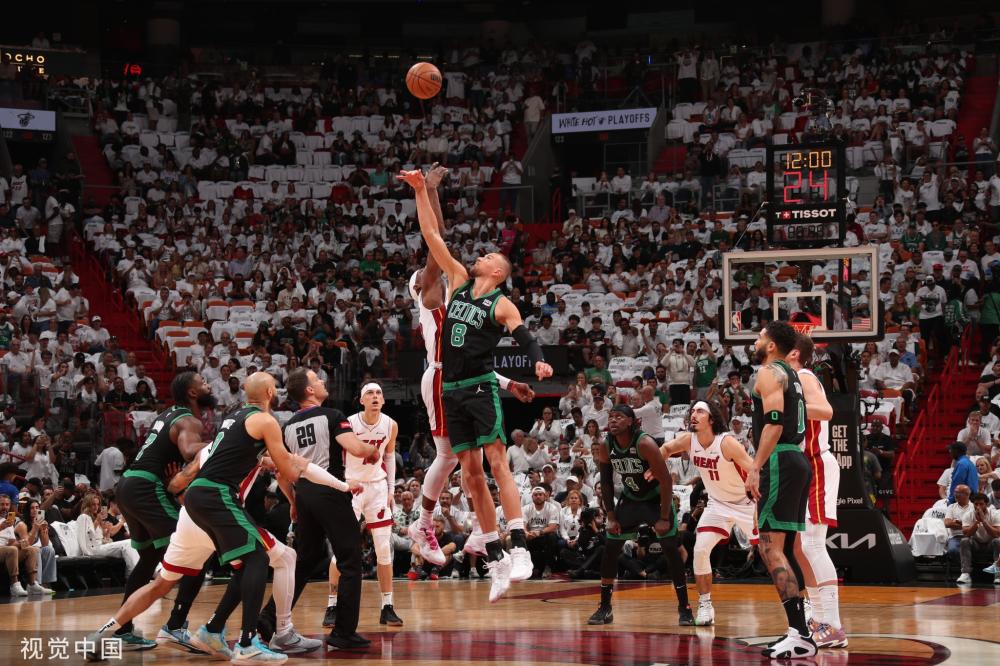 揭幕战的 揭幕战的